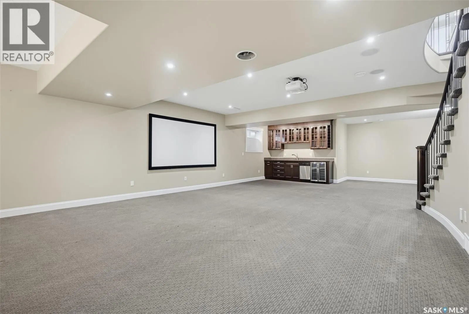 431 Paton PLACE