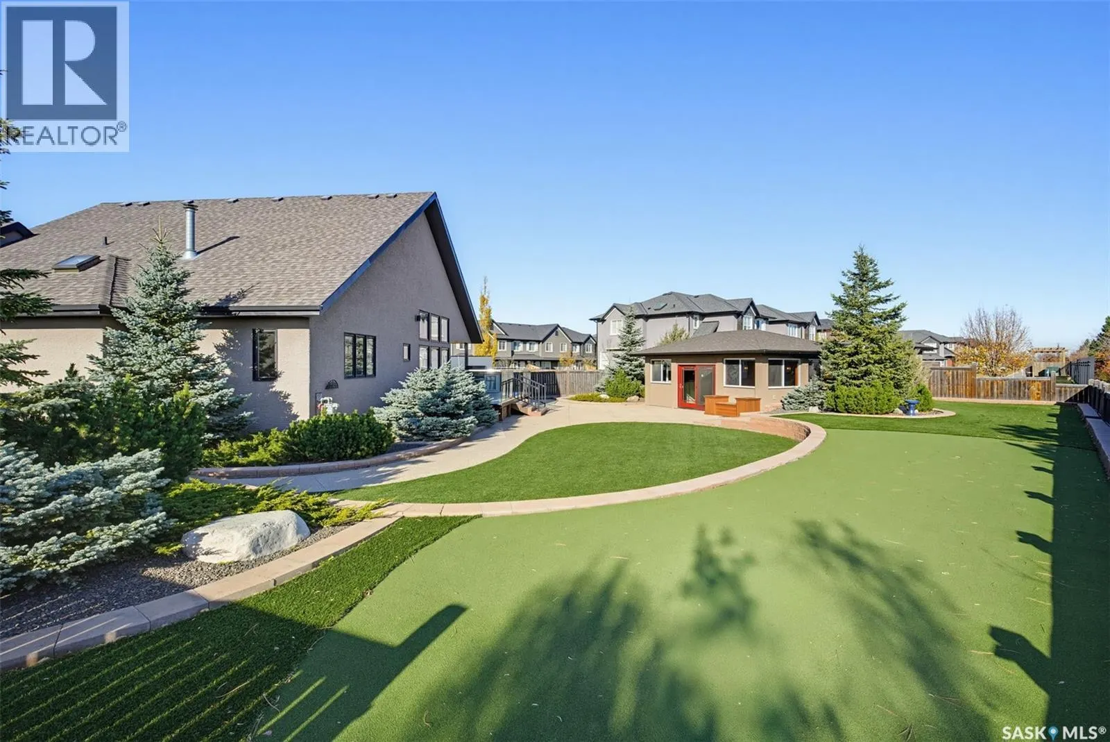 431 Paton PLACE