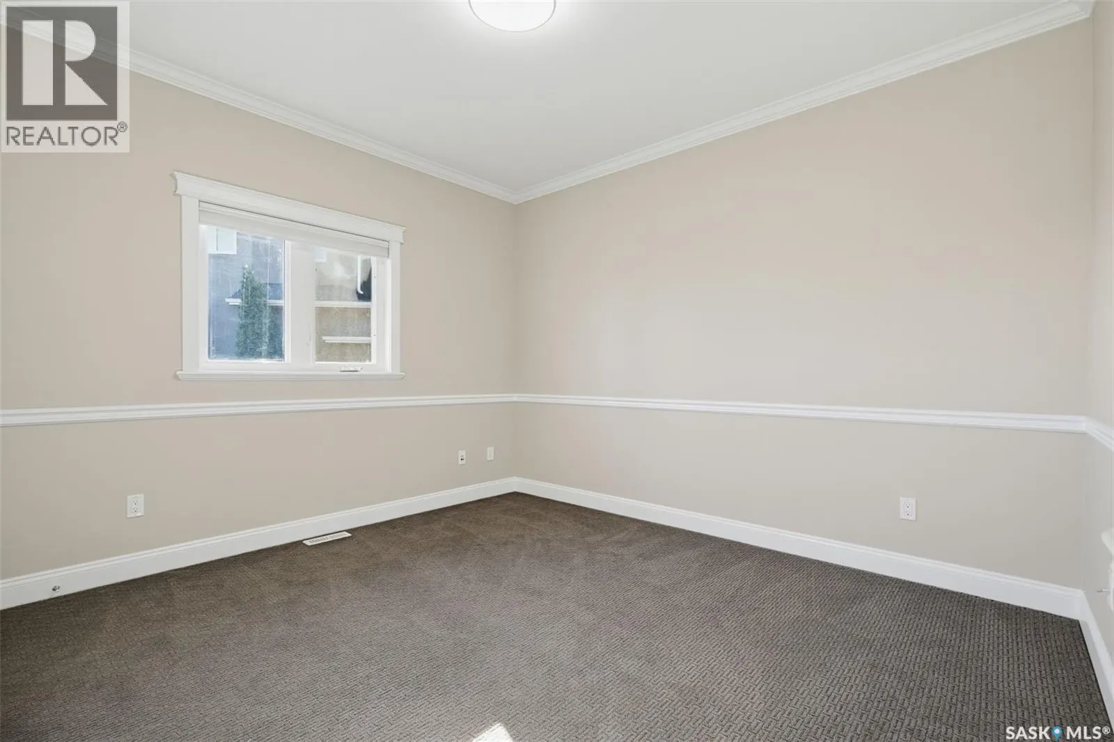 431 Paton PLACE