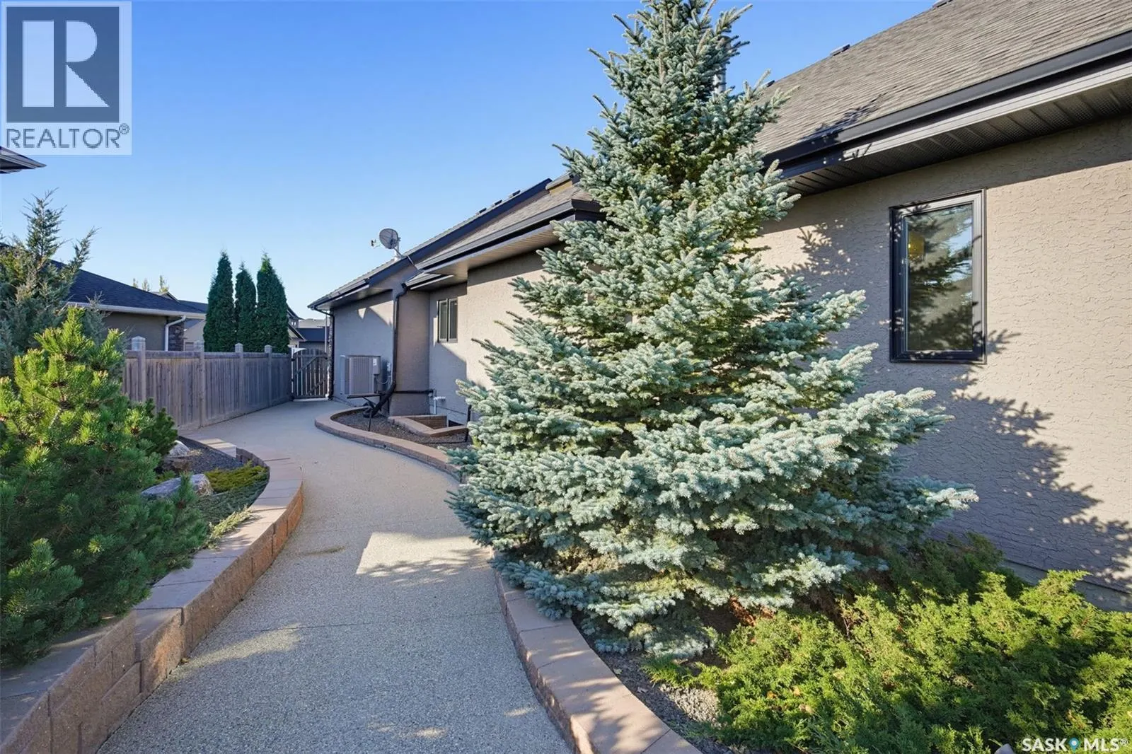 431 Paton PLACE