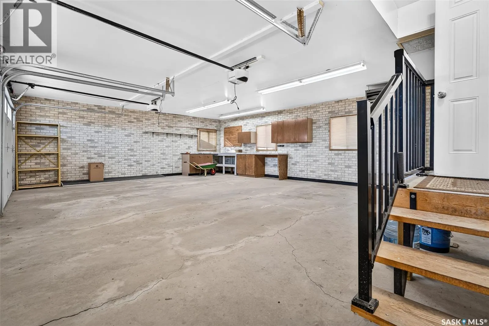 704 Norfolk AVENUE