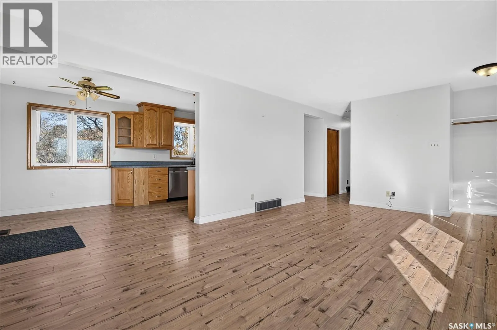 704 Norfolk AVENUE