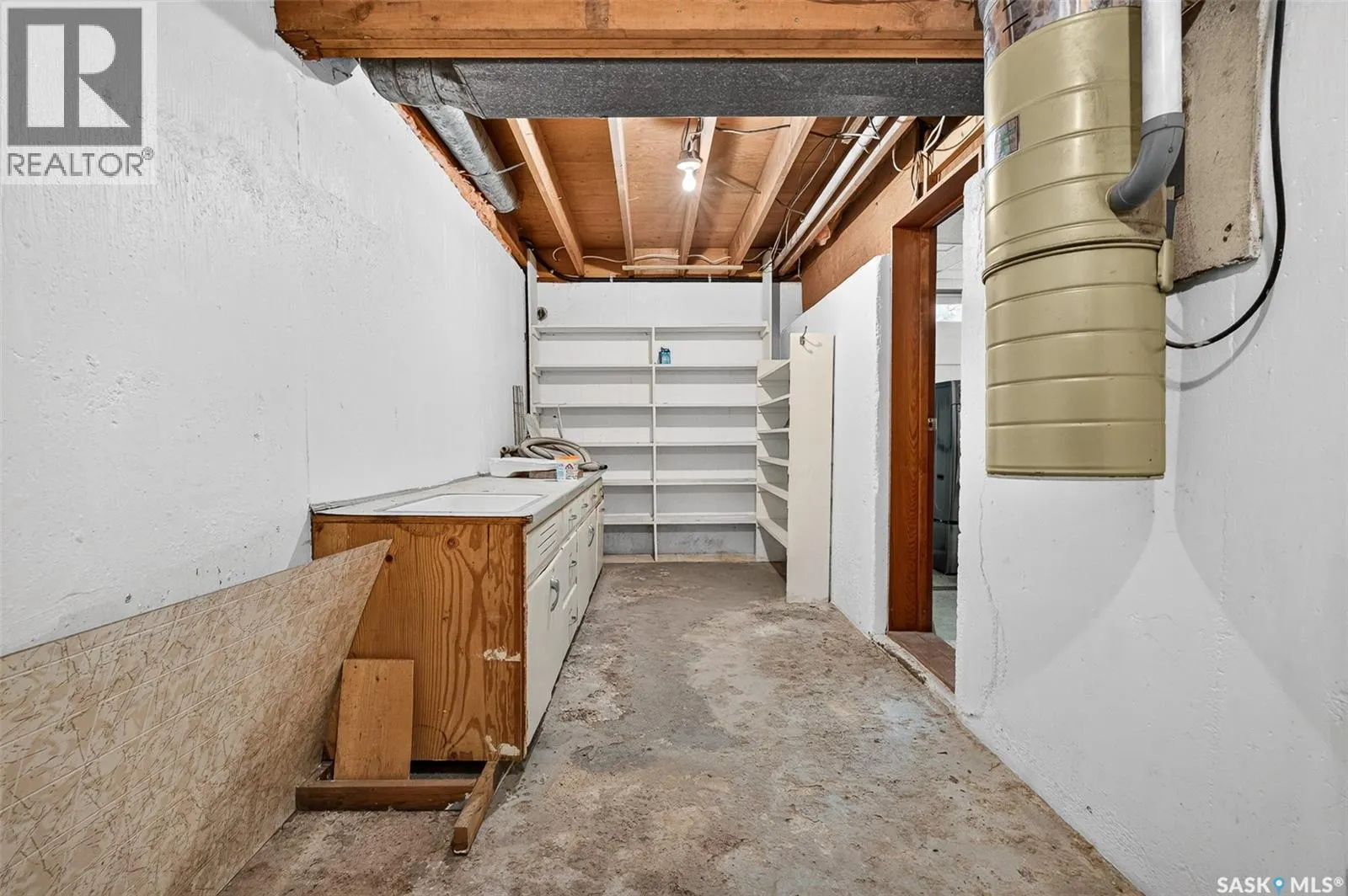 704 Norfolk AVENUE