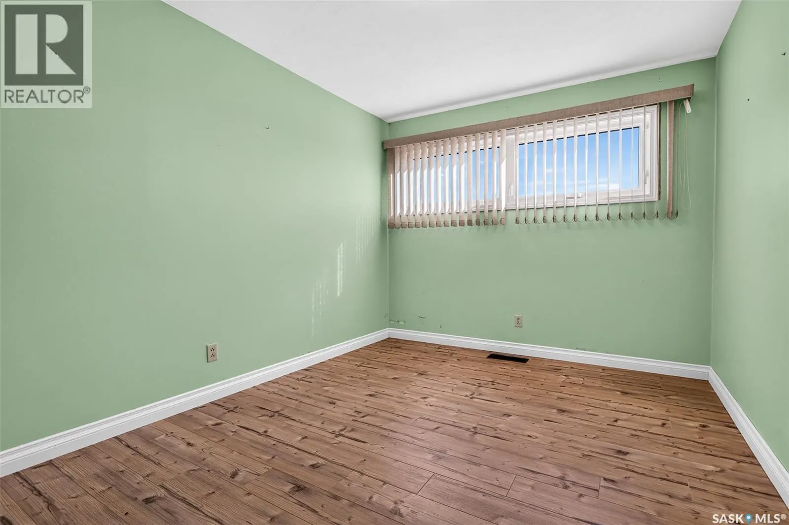 704 Norfolk AVENUE