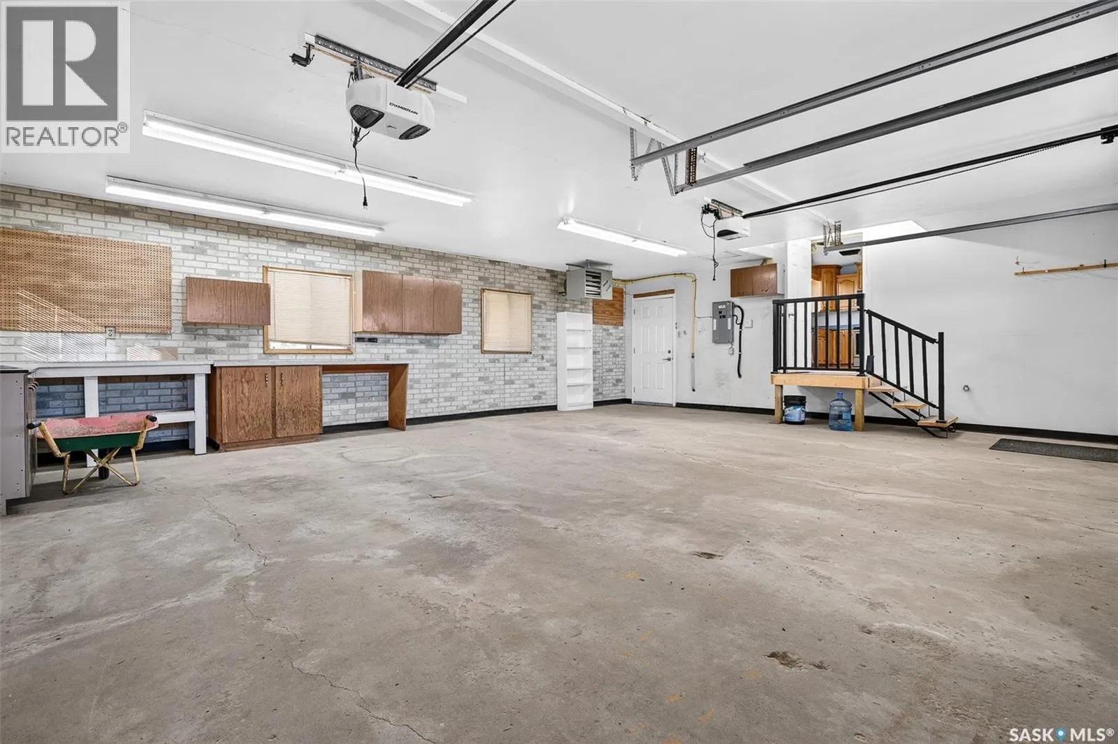 704 Norfolk AVENUE
