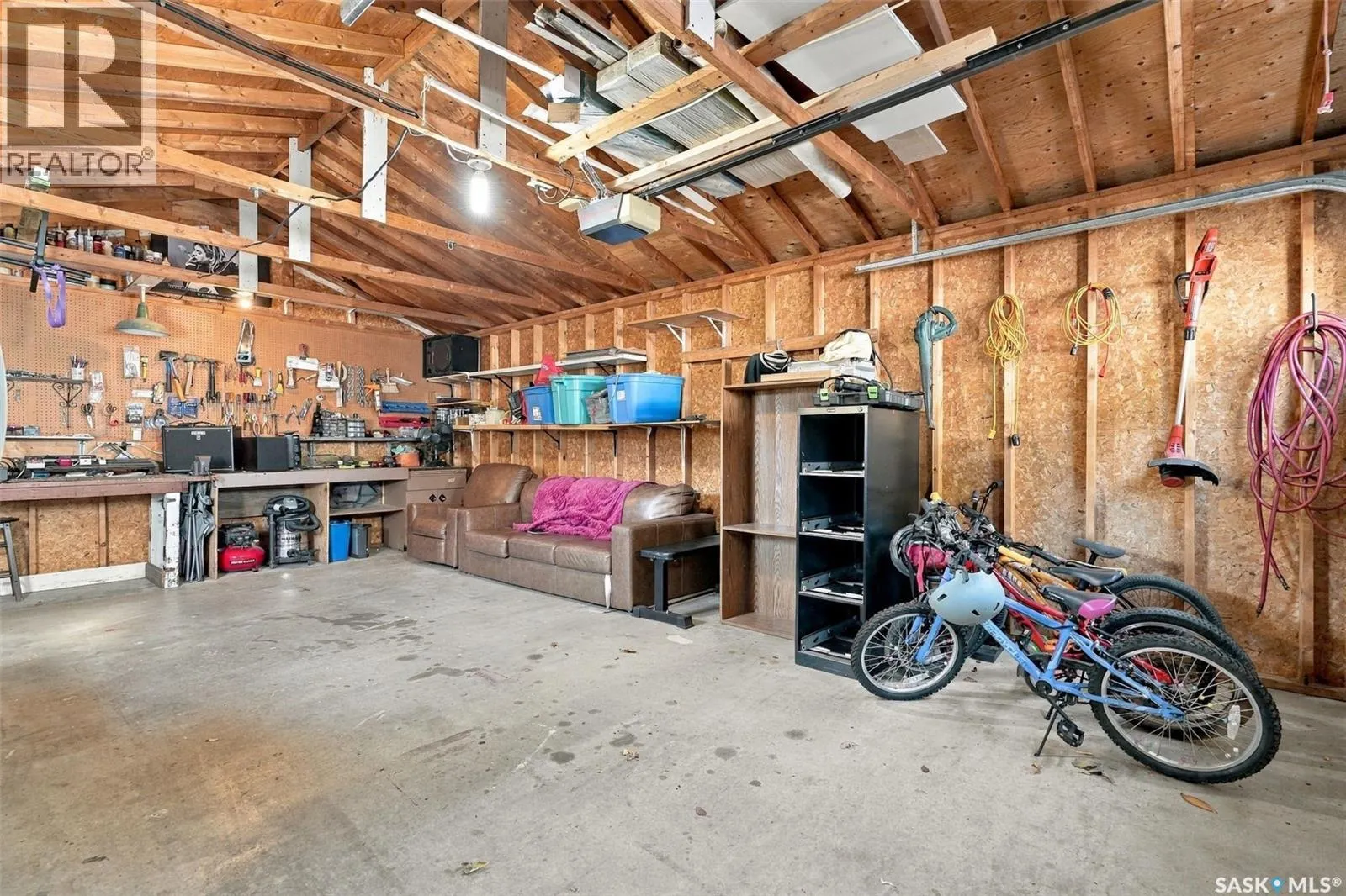 34 McAskill CRESCENT