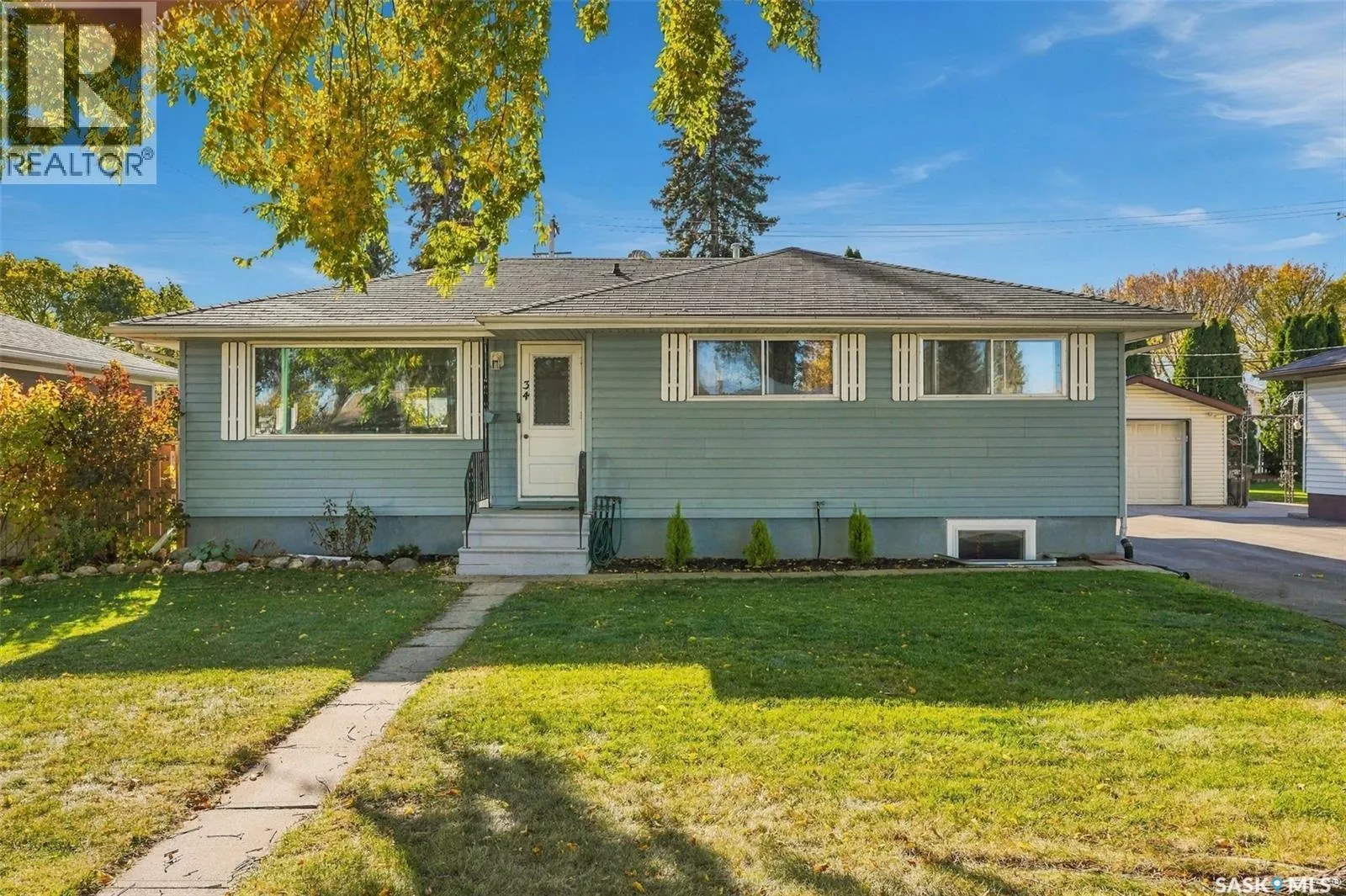 34 McAskill CRESCENT