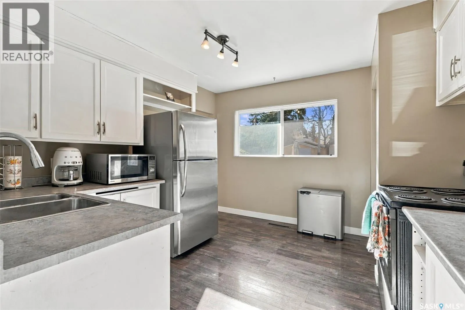 34 McAskill CRESCENT
