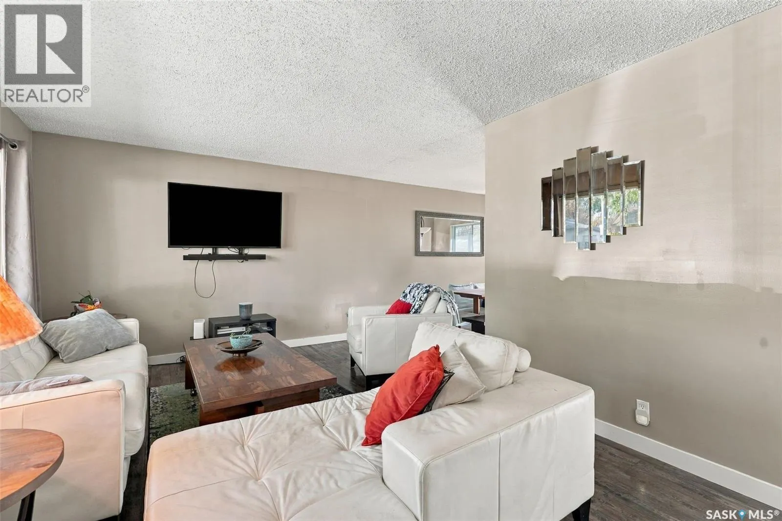 34 McAskill CRESCENT