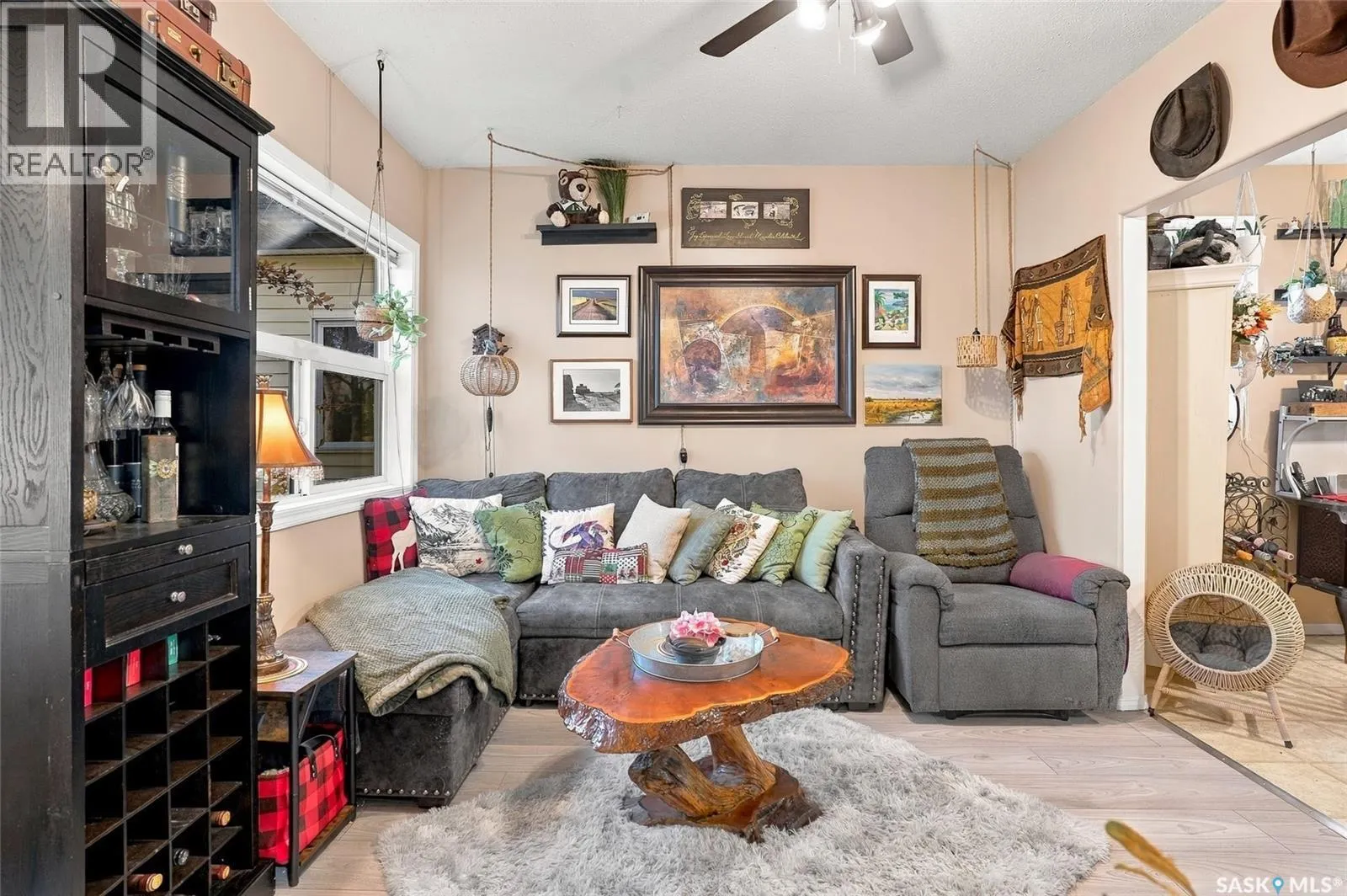 1135 K AVENUE S