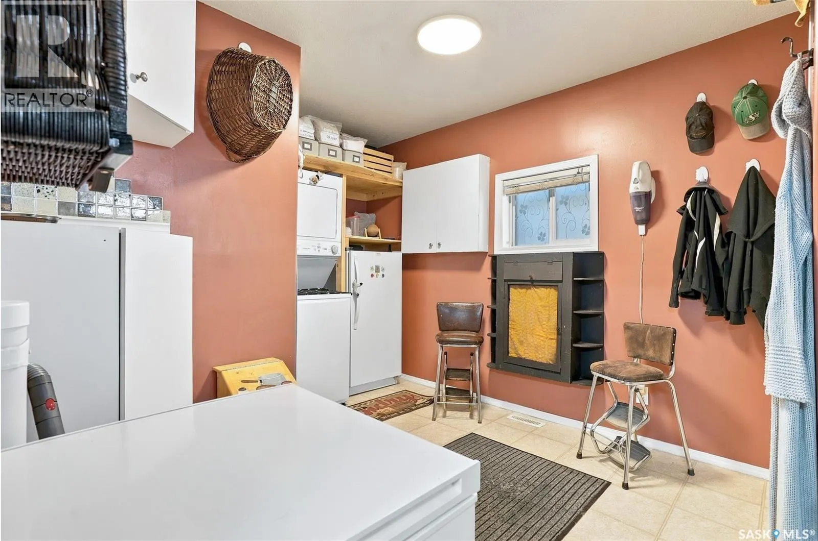 1135 K AVENUE S