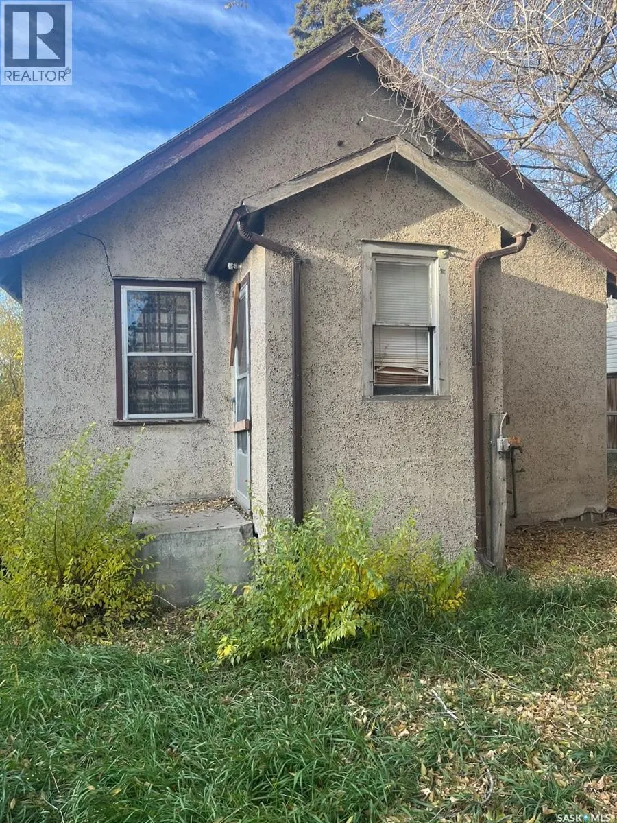 902 Gray AVENUE