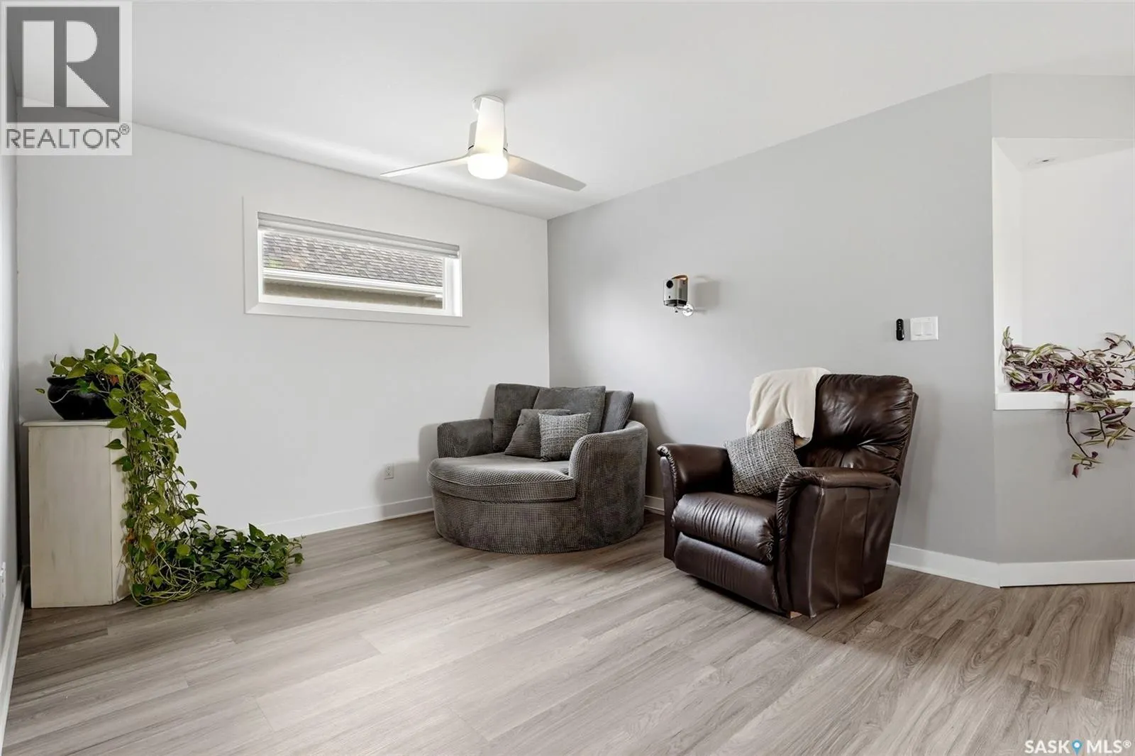 8933 Kestral DRIVE