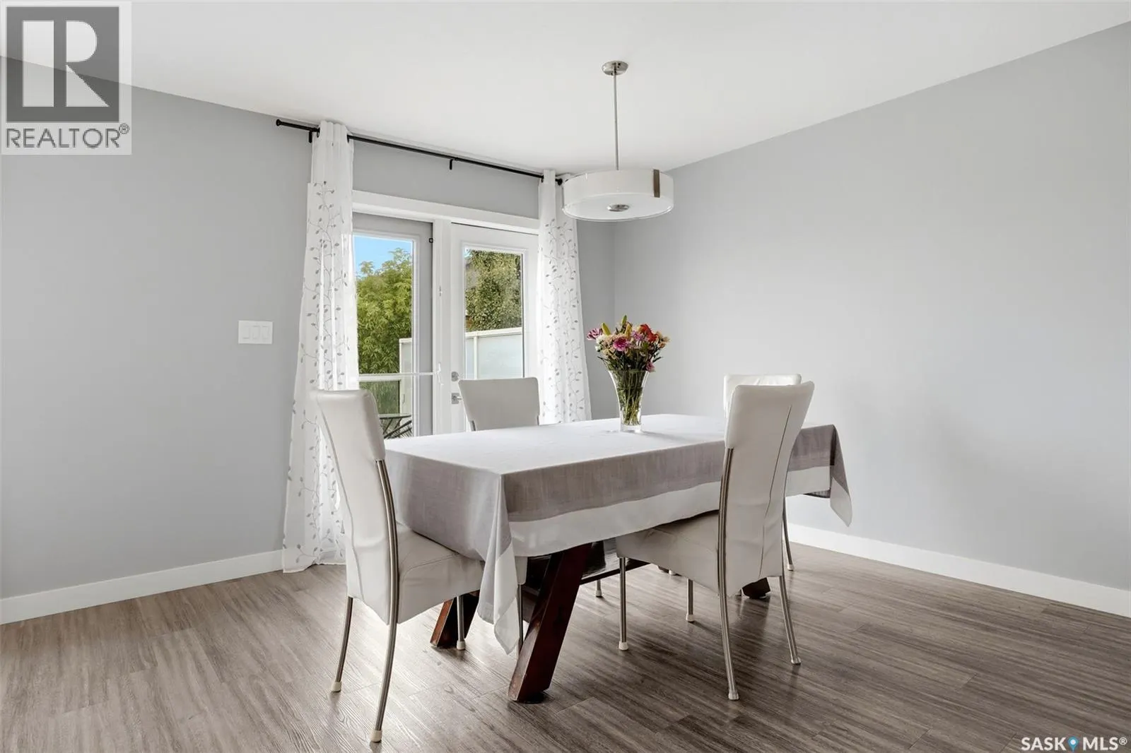 8933 Kestral DRIVE