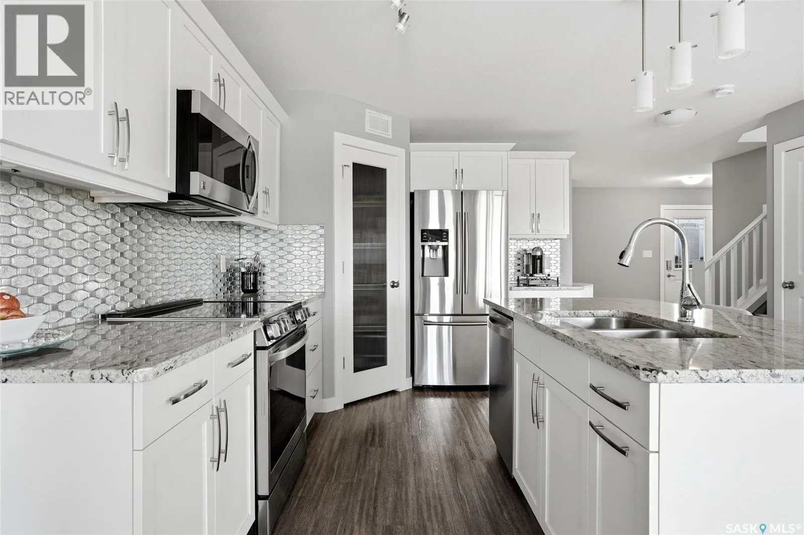 8933 Kestral DRIVE