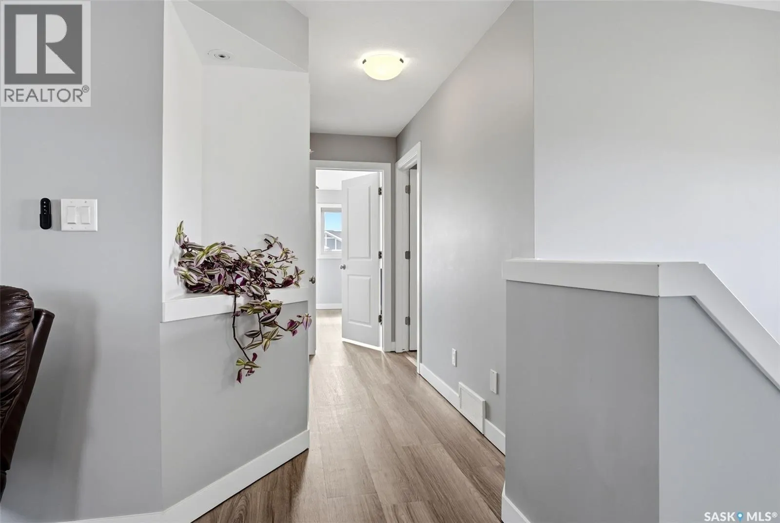 8933 Kestral DRIVE