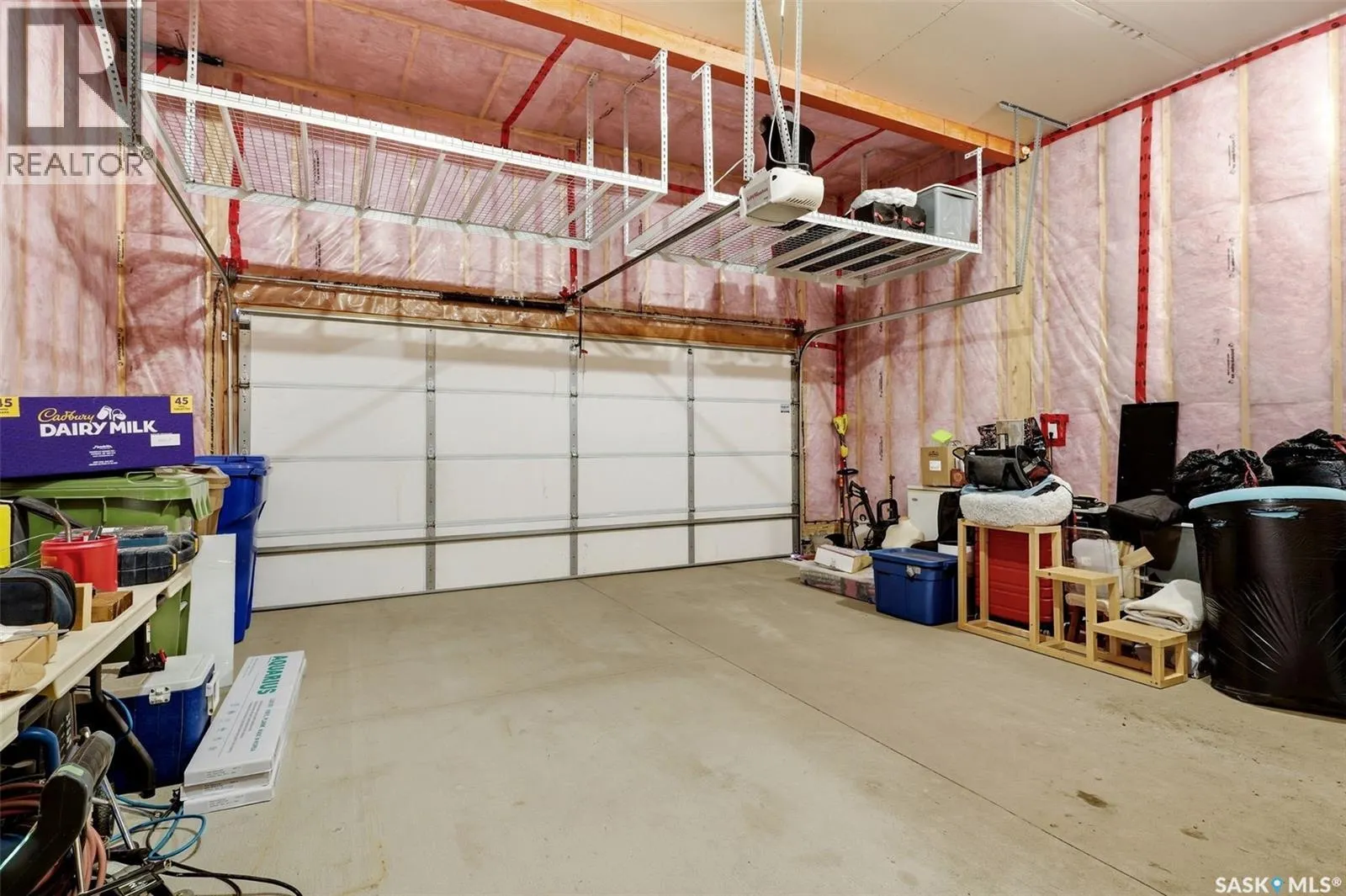 8933 Kestral DRIVE