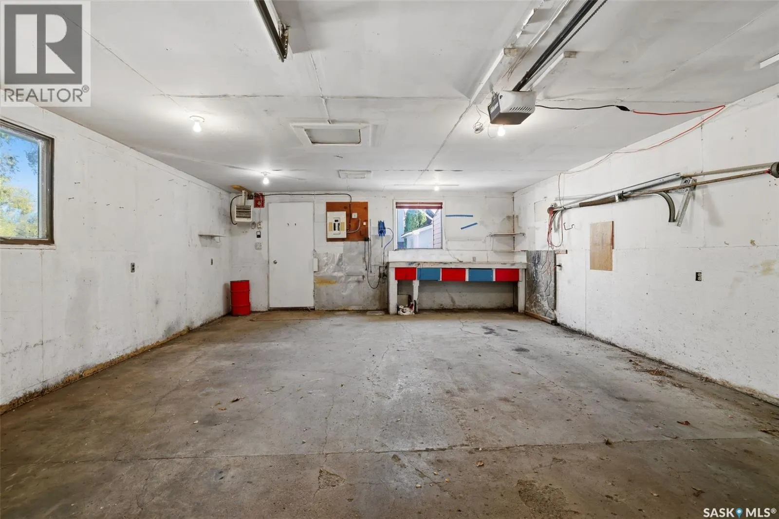 520 Montague STREET