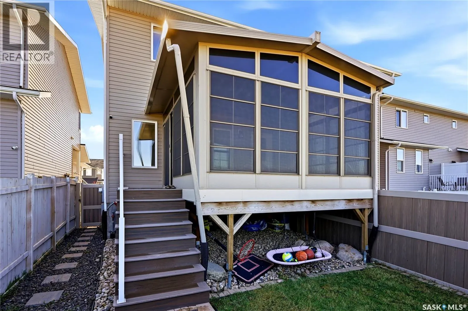 3150 Mazurak CRESCENT