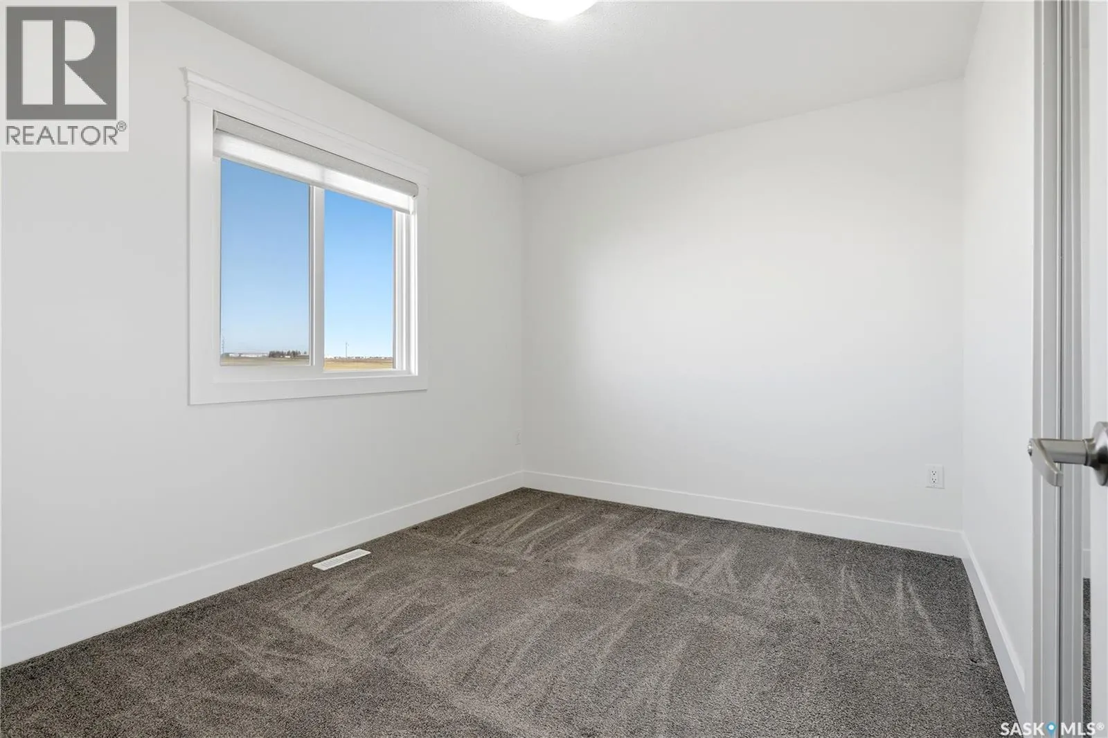 3150 Mazurak CRESCENT
