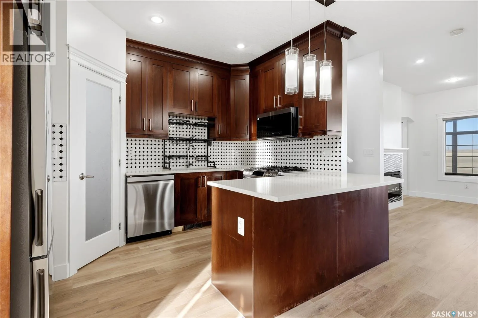 3150 Mazurak CRESCENT