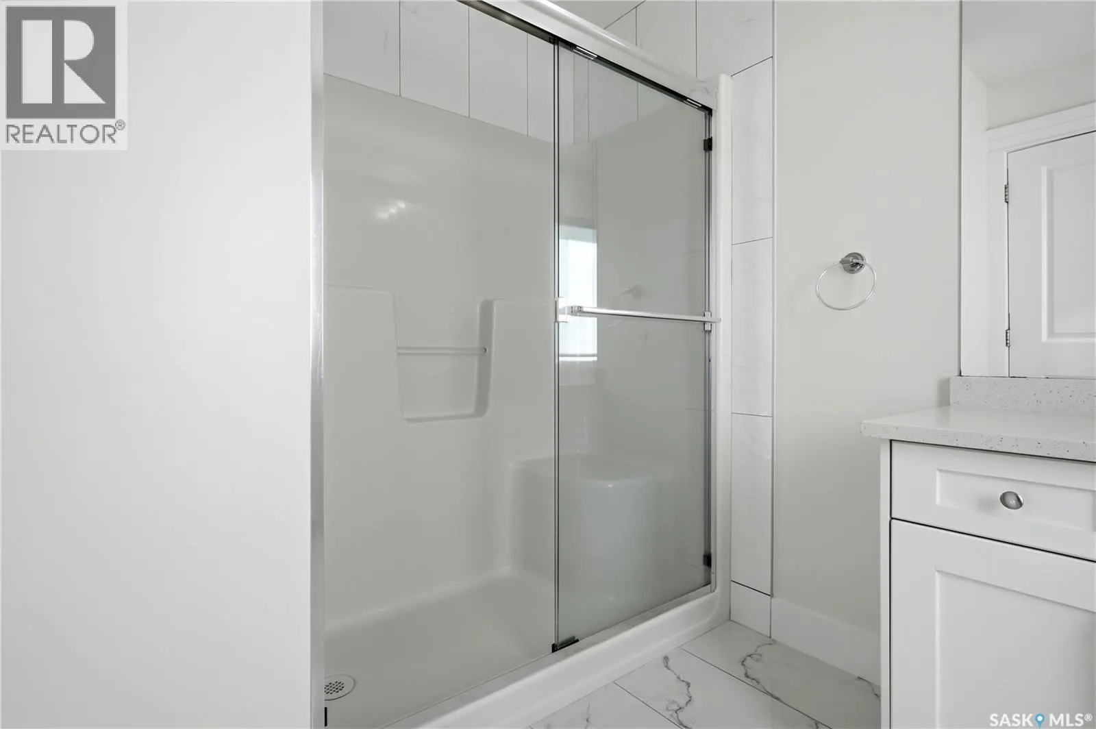 3150 Mazurak CRESCENT
