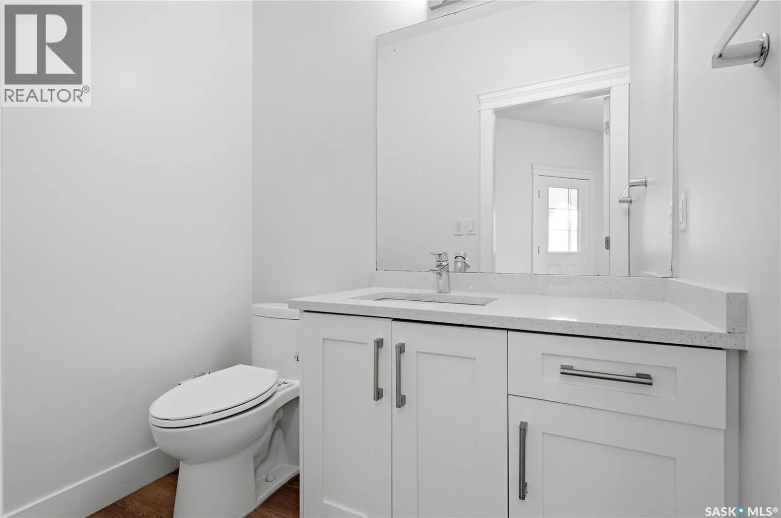 3150 Mazurak CRESCENT