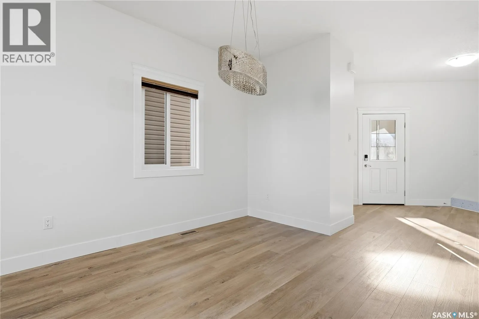 3150 Mazurak CRESCENT