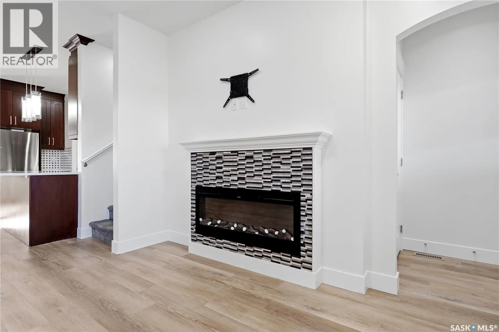 3150 Mazurak CRESCENT