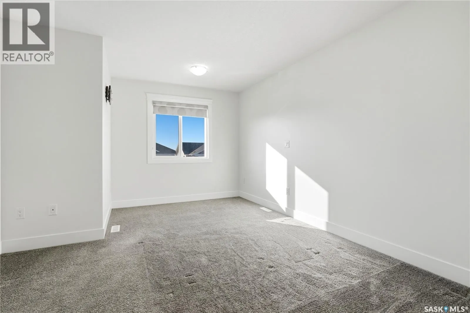 3150 Mazurak CRESCENT