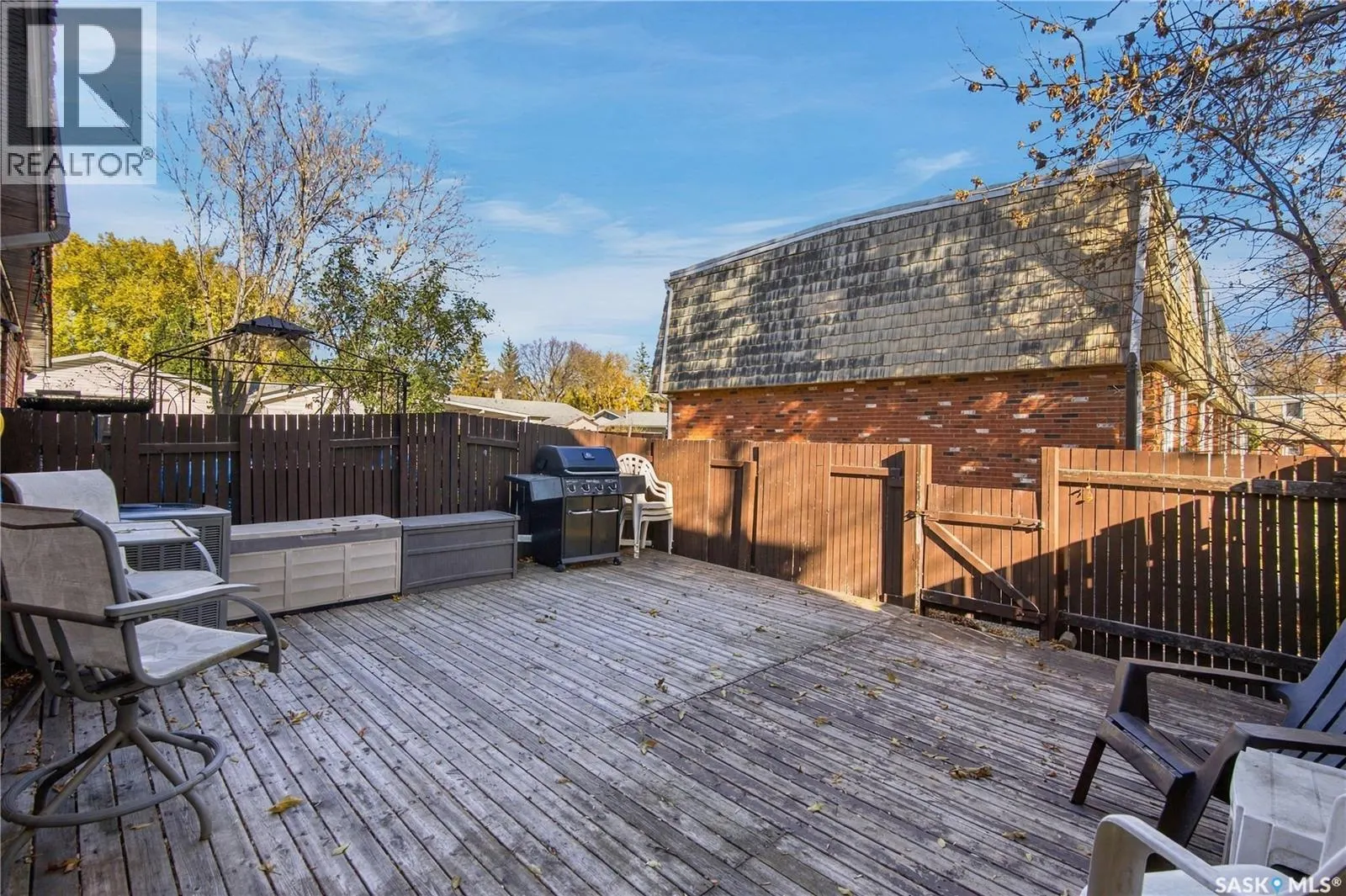 102 Oakview DRIVE
