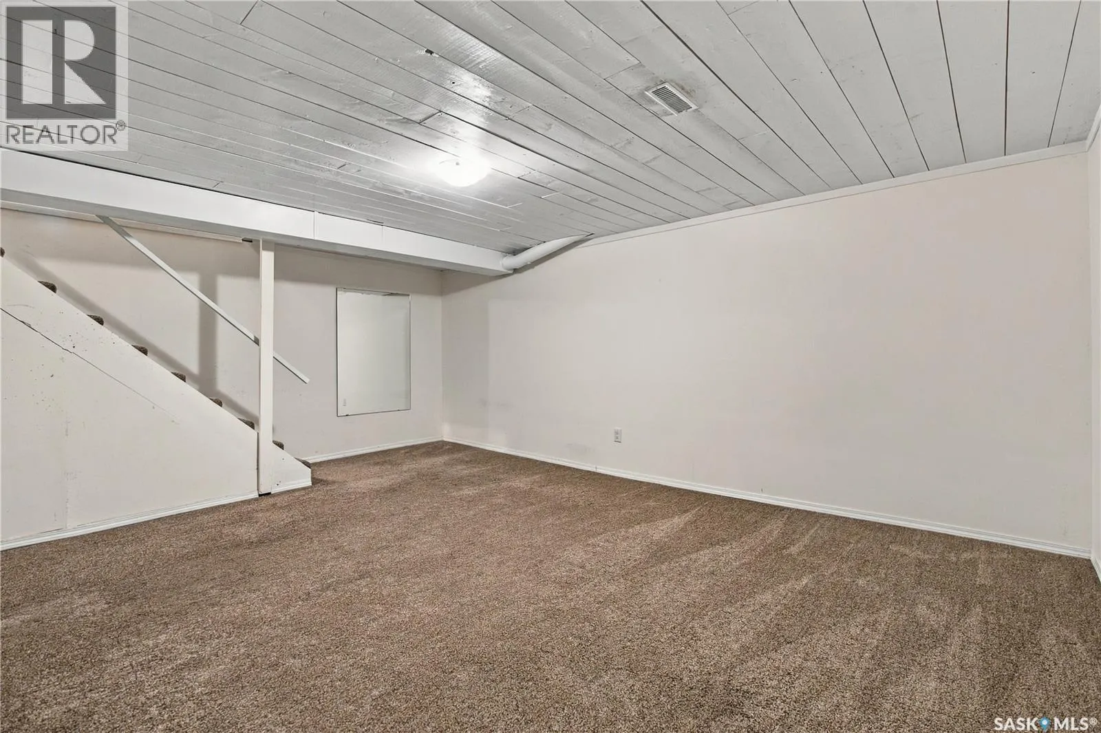 102 Oakview DRIVE