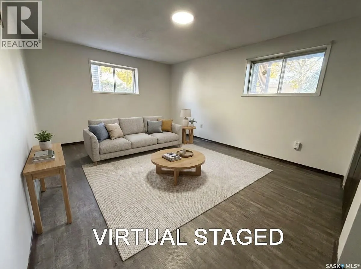 708 Grandview STREET W