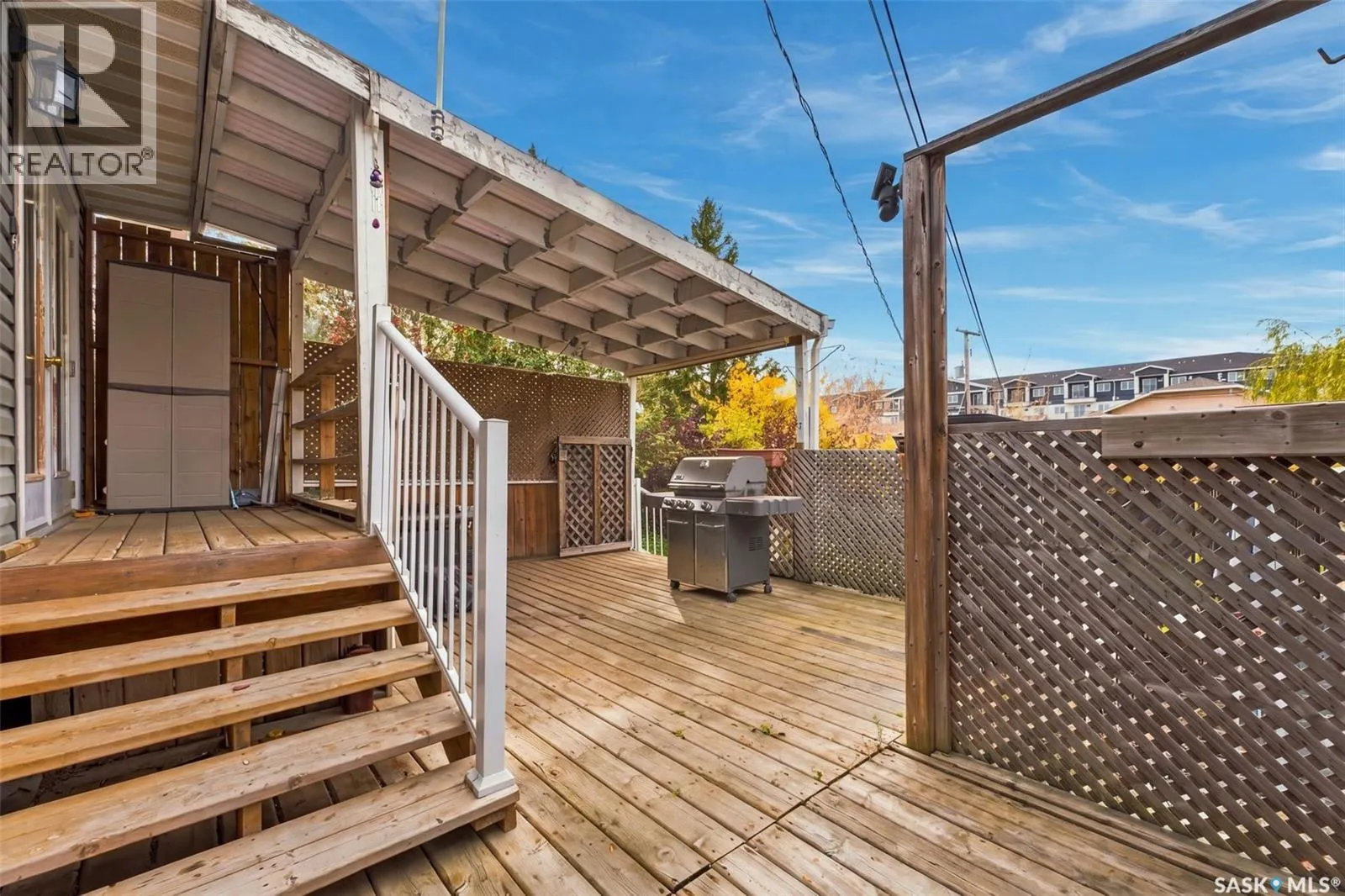 22 4th AVENUE N
