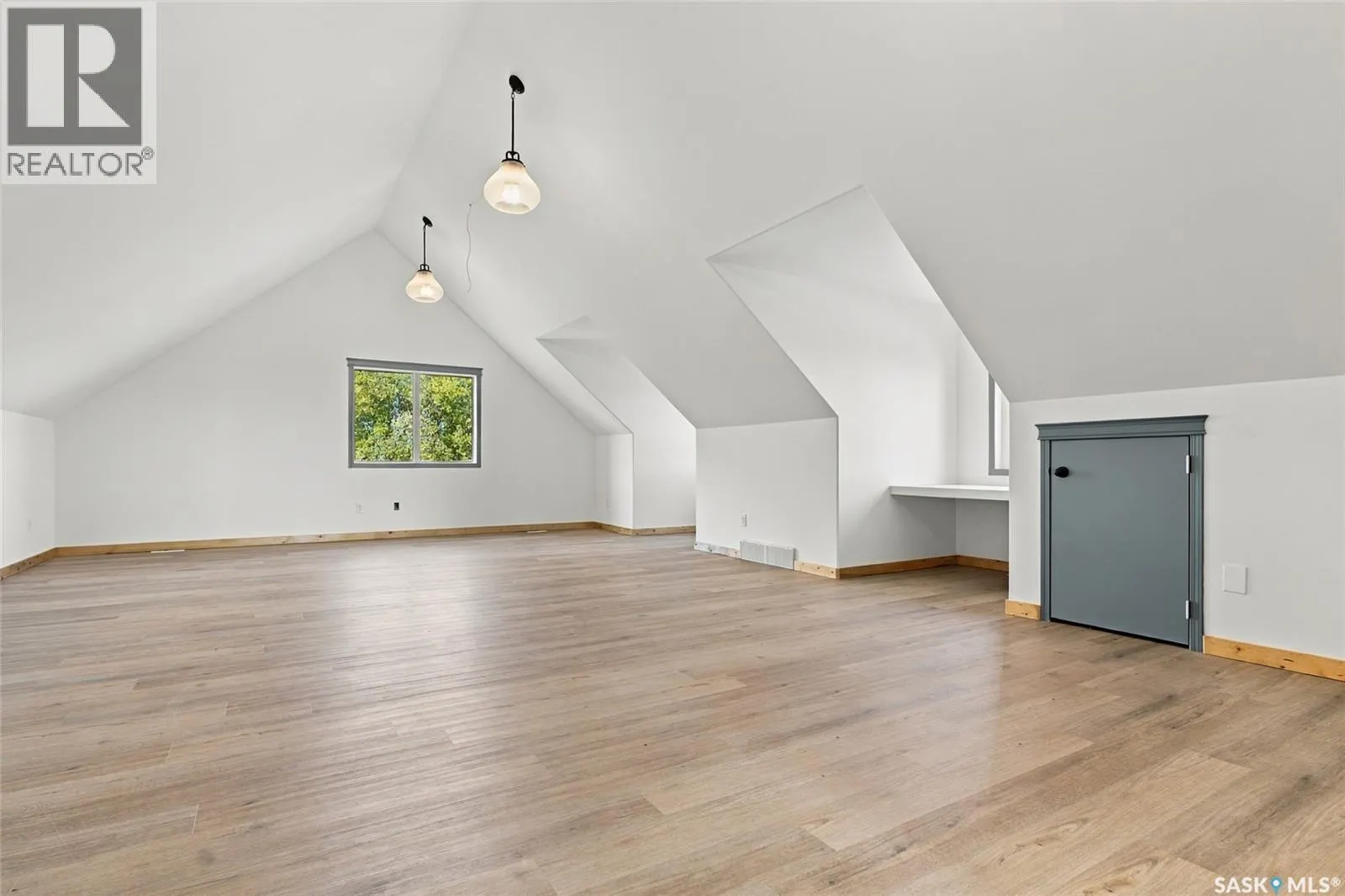 4.25 Acre Gruenthal Private Estate