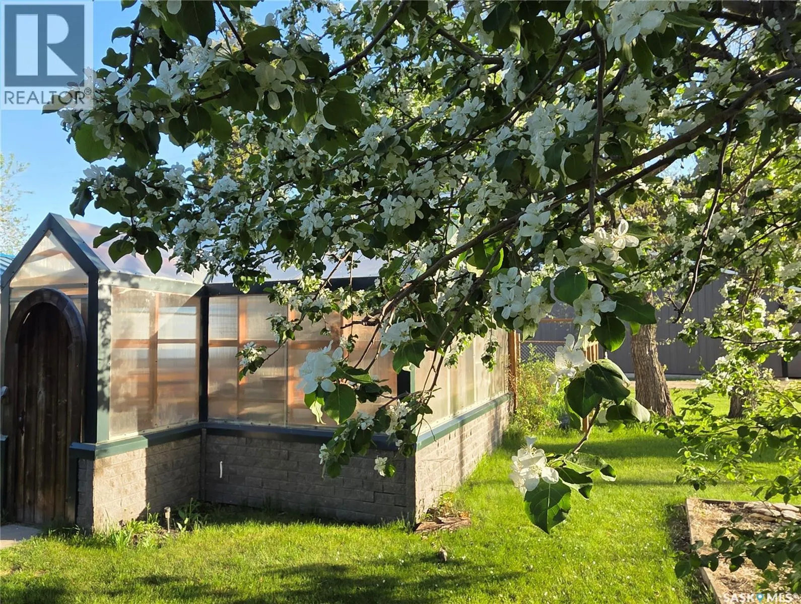 213 First AVENUE N