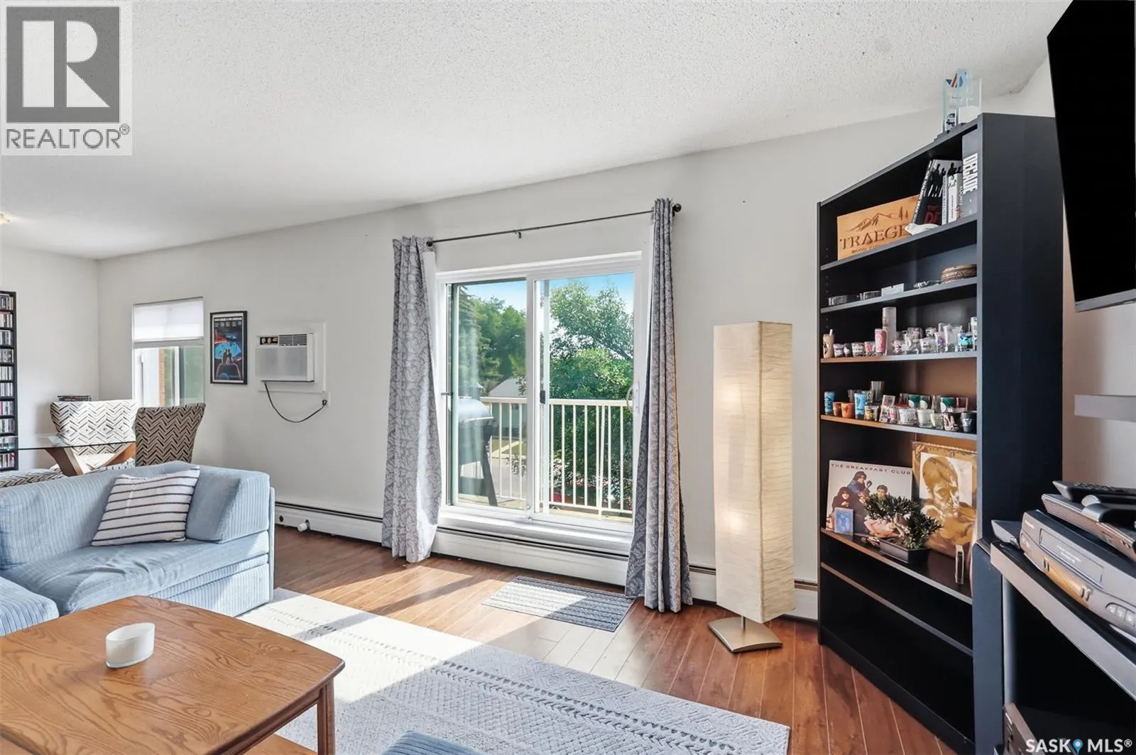 21 106 104th STREET E