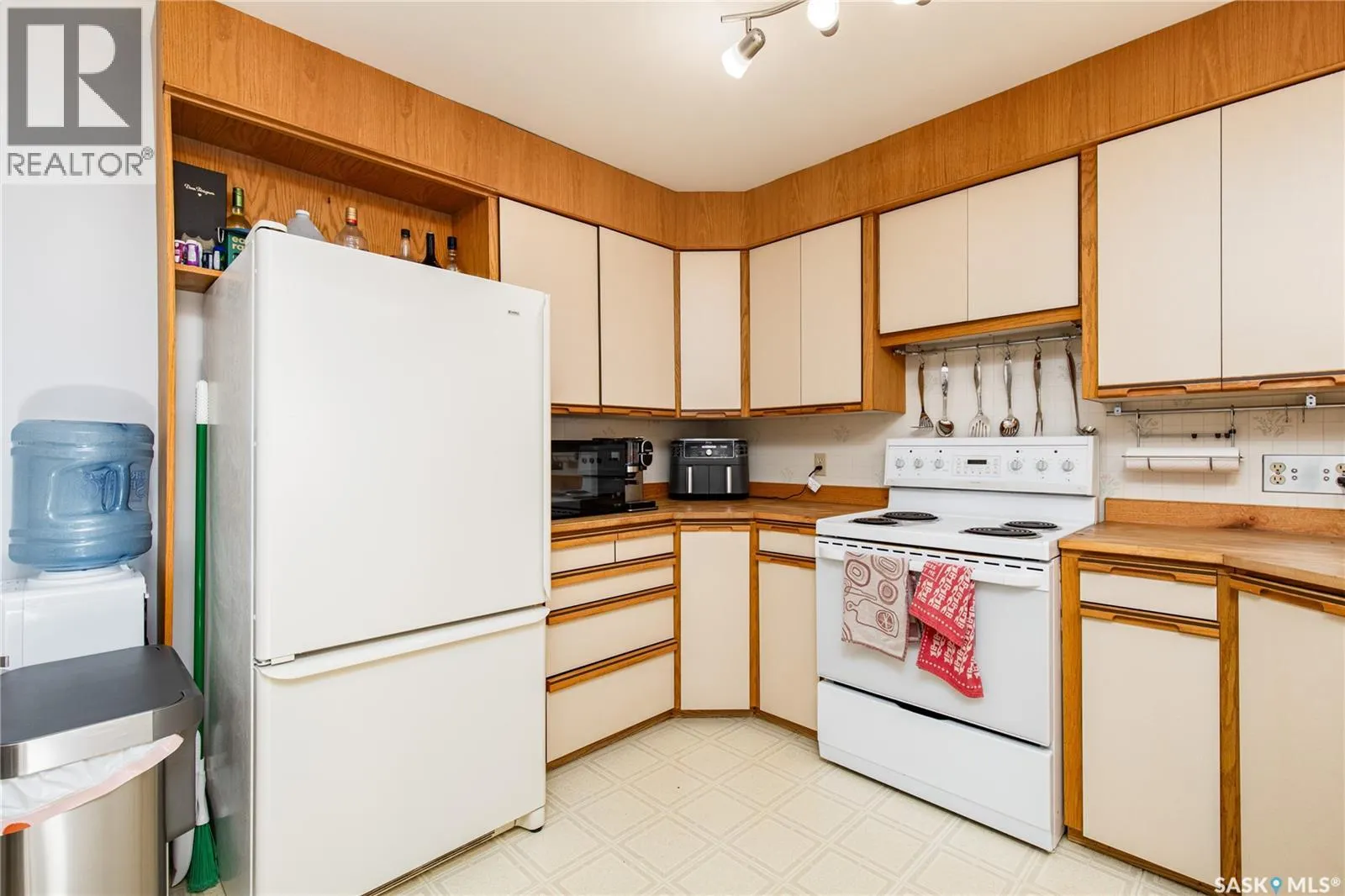 915 Normandy DRIVE