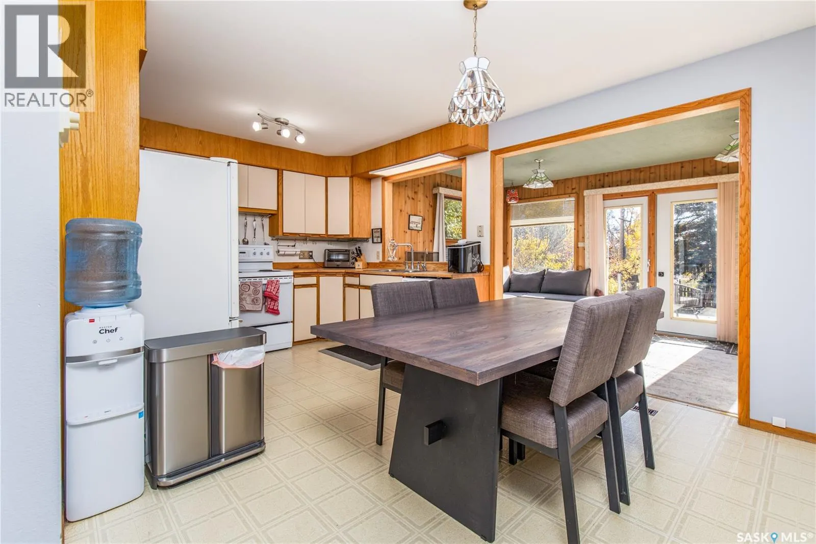 915 Normandy DRIVE