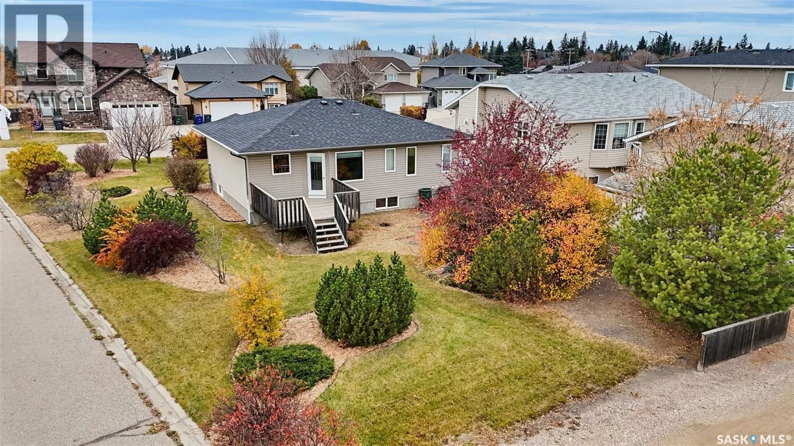 137 Finch PLACE