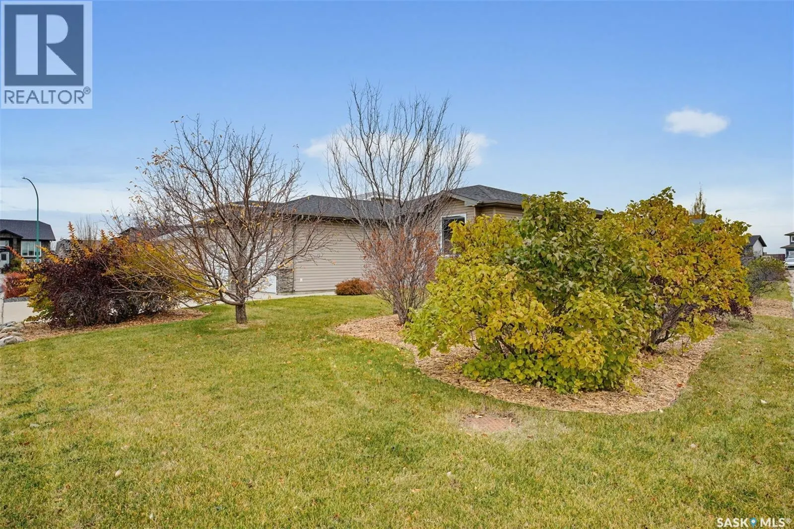 137 Finch PLACE