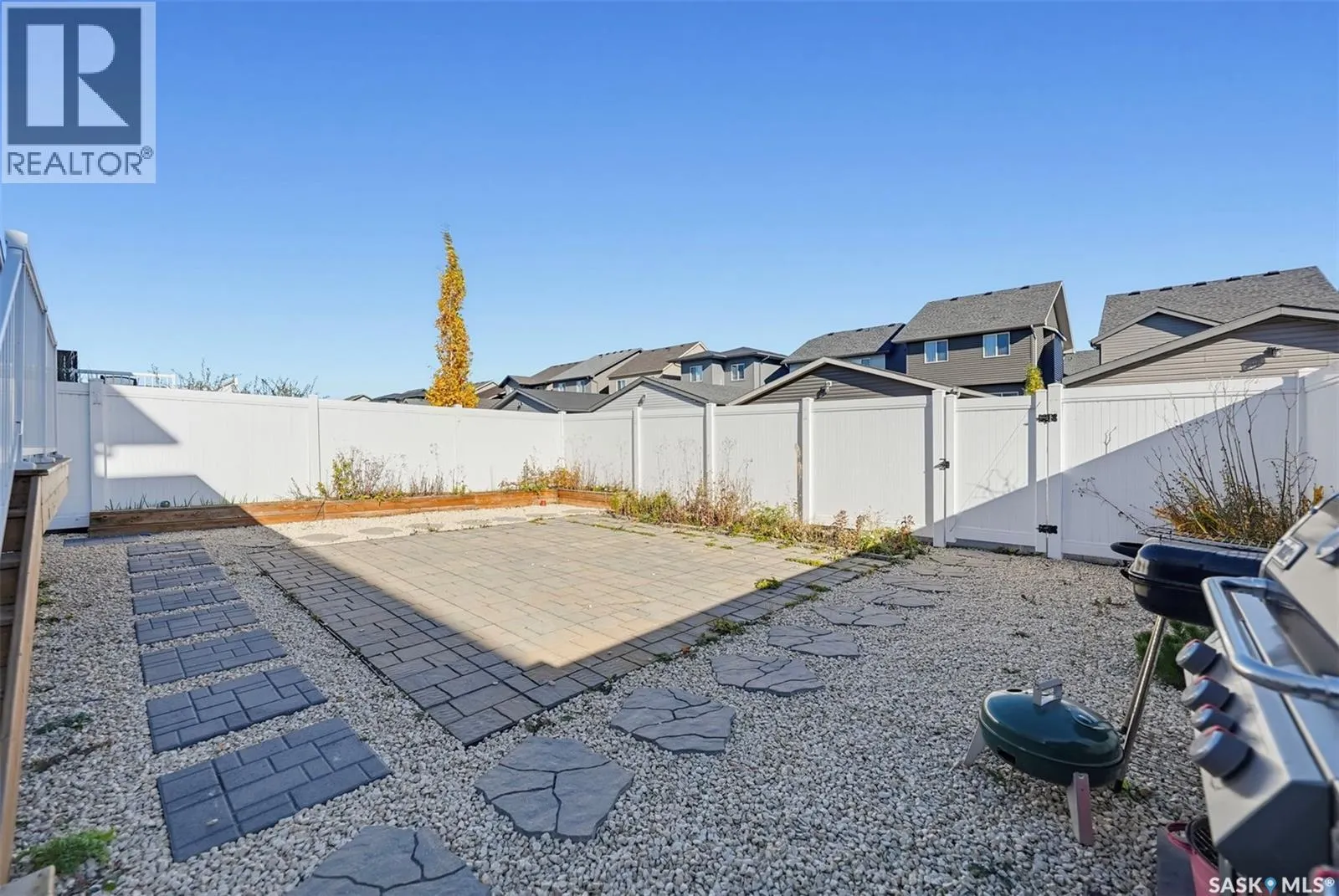 616 McFaull CRESCENT