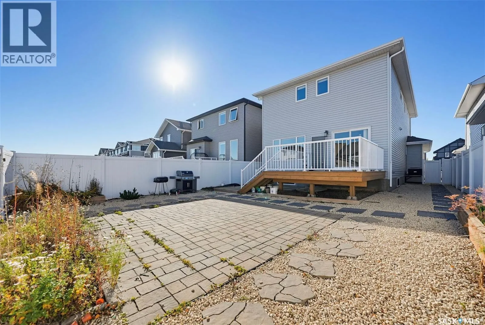 616 McFaull CRESCENT