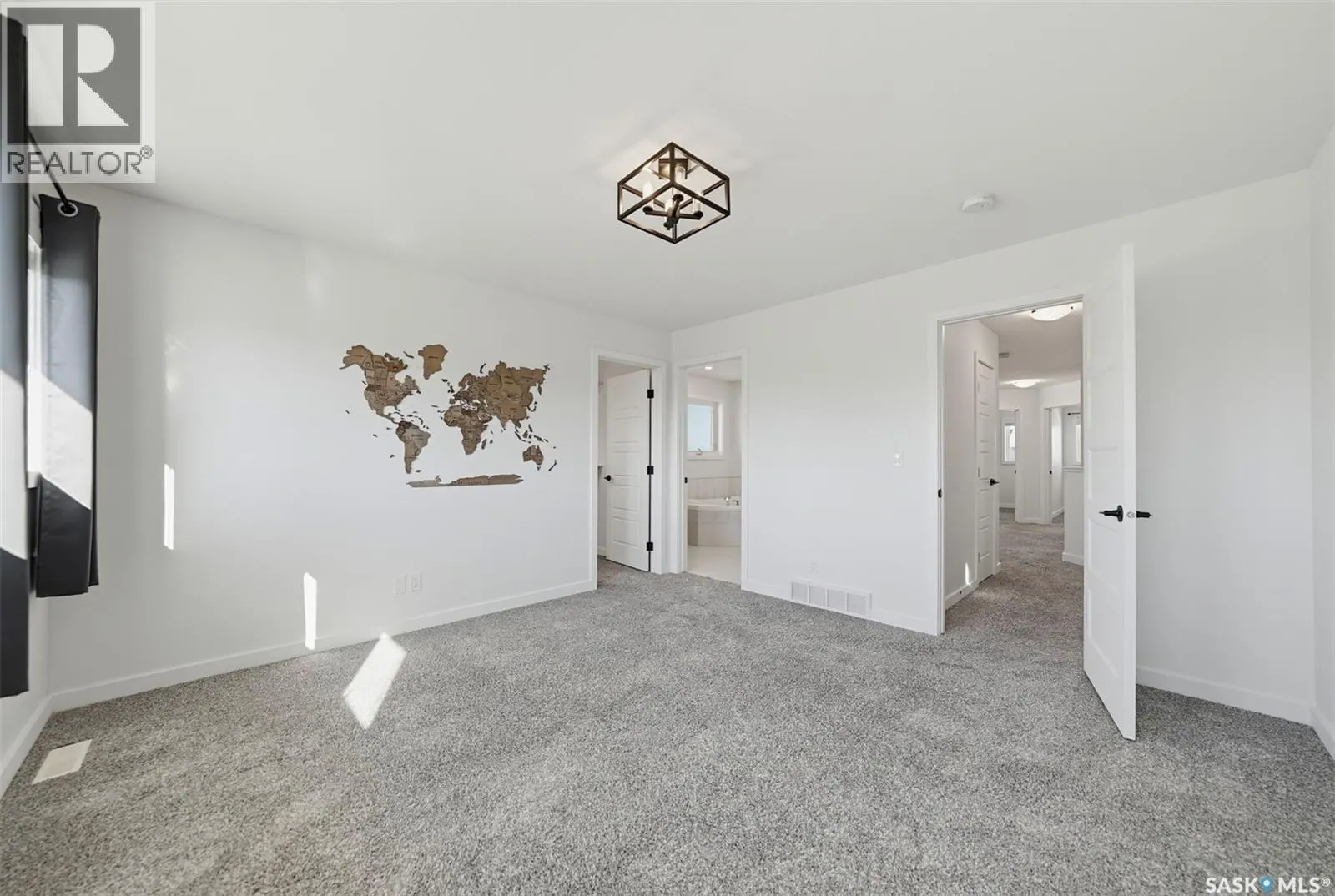616 McFaull CRESCENT