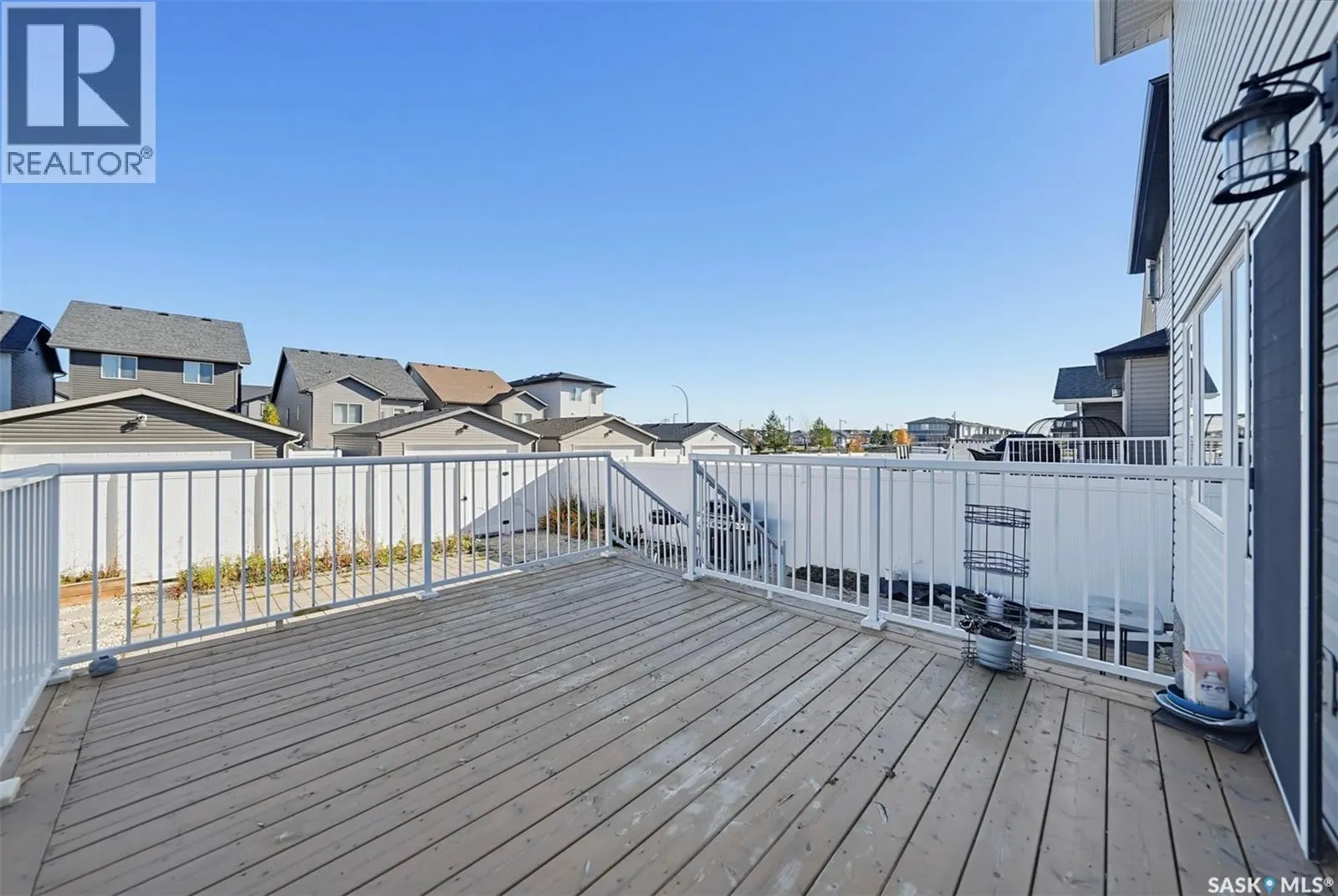 616 McFaull CRESCENT