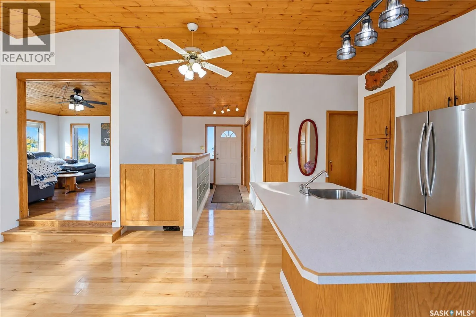107 Willow ROAD