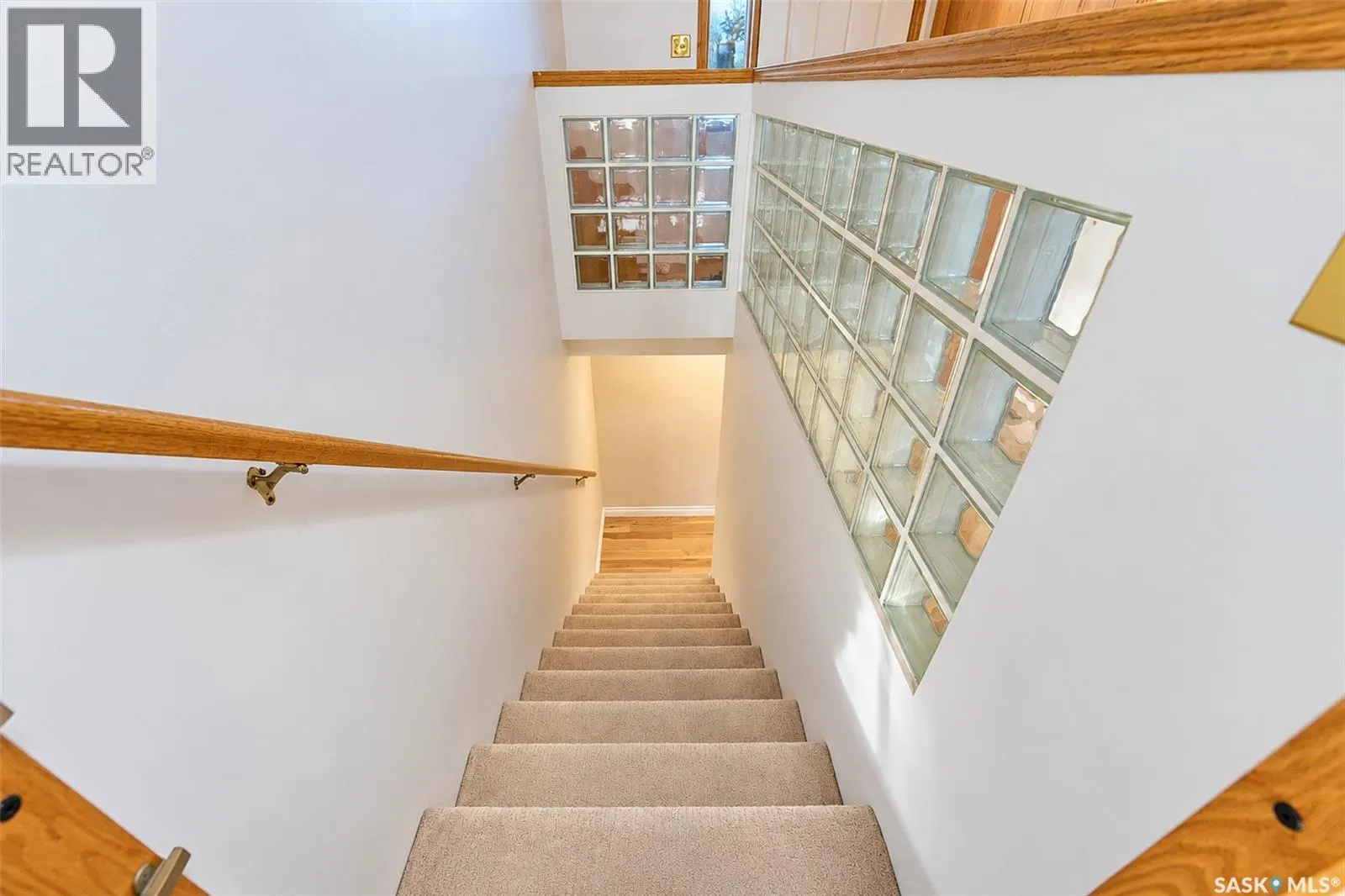 107 Willow ROAD