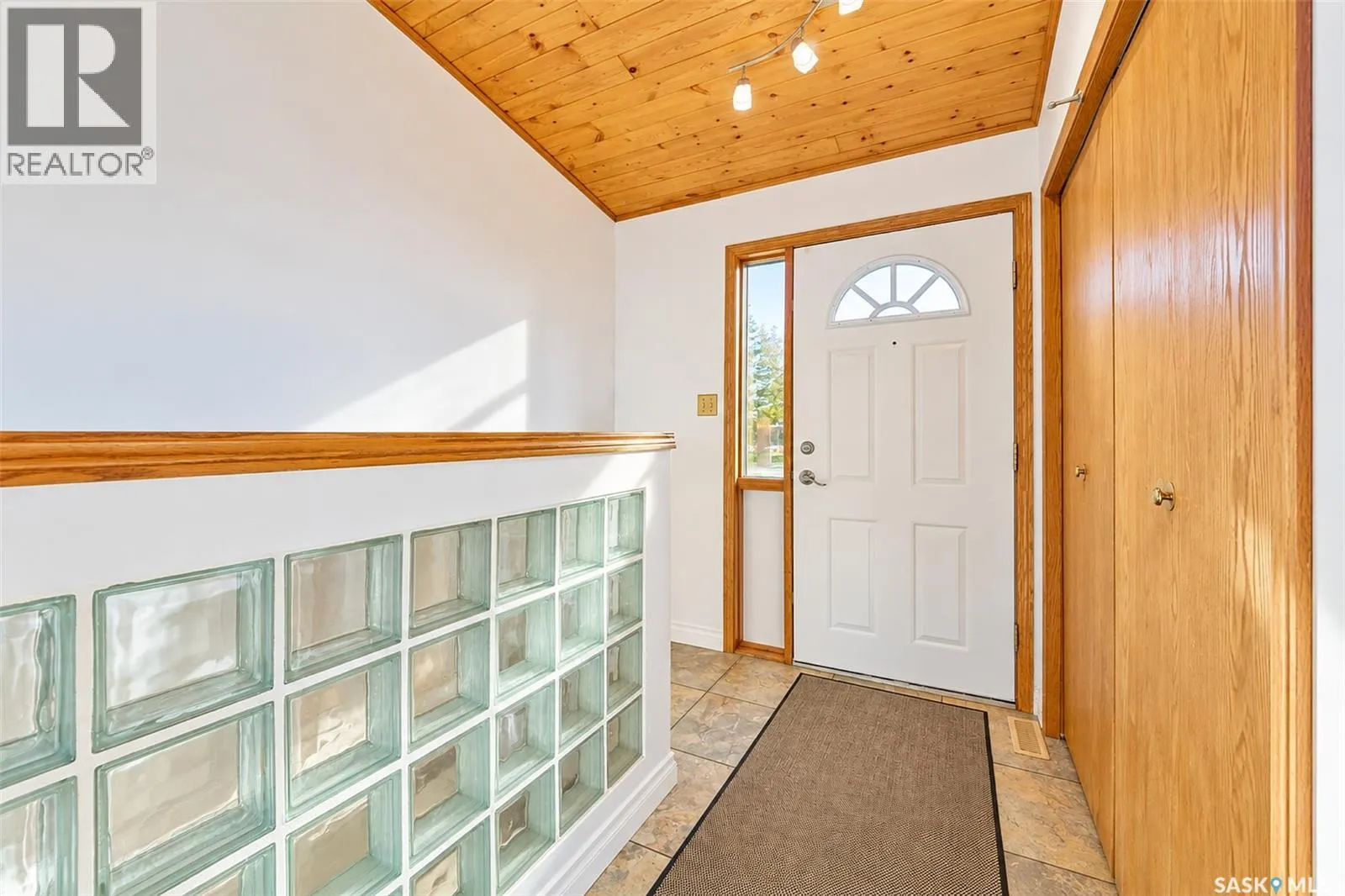 107 Willow ROAD
