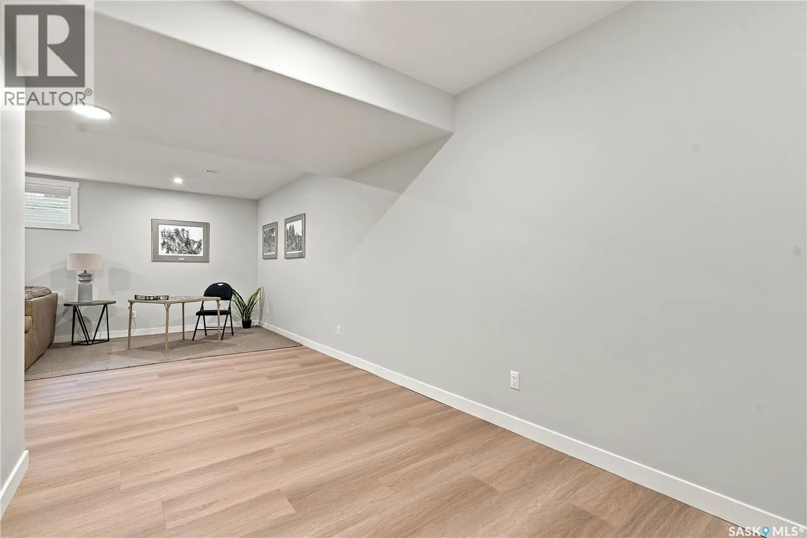 439 Doran CRESCENT