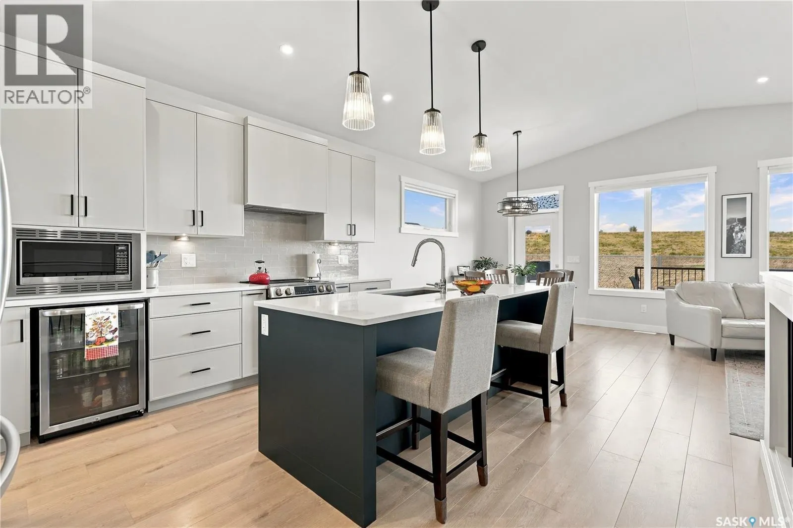 439 Doran CRESCENT